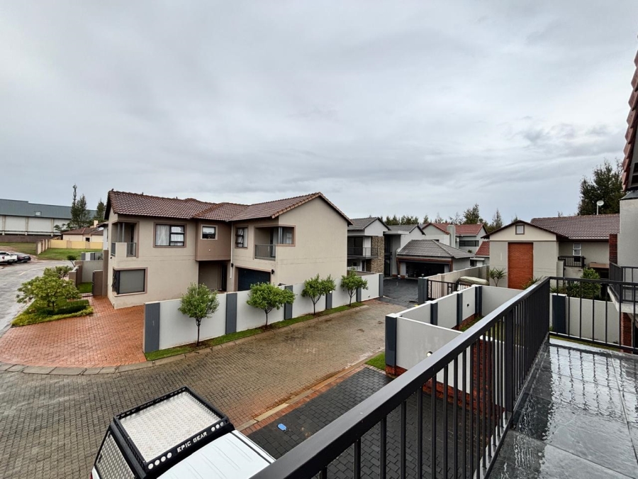 4 Bedroom Property for Sale in Grimbeeck Park North West